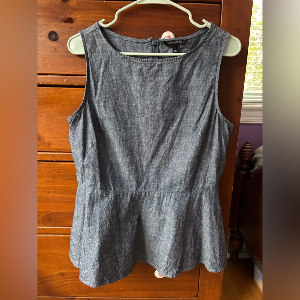 Banana Republic Jean Sleeveless Top, size 12